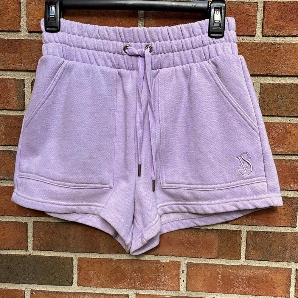 Victoria’s Secret Lilac Fleece Relaxed High Waist Pocket Shorts size XS